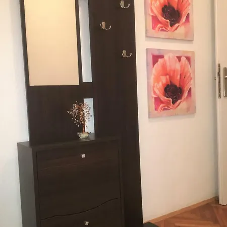 Grand Ensuite; 2 1 Bdr 24h Self Check In Free Parking Garden *