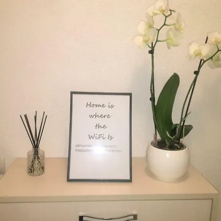 Grand Ensuite; 2 1 Bdr 24h Self Check In Free Parking Garden 塞拉耶佛